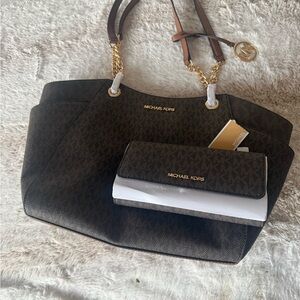 Michael Kors Dark Brown Shoulder Bag and Wallet